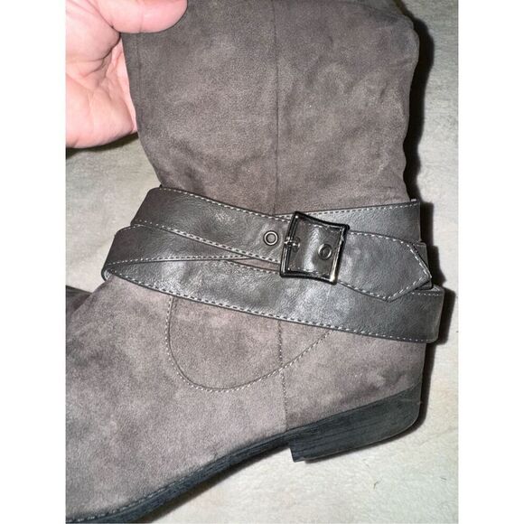 Charlotte Russe Knee high boots size 10 - Picture 4 of 8